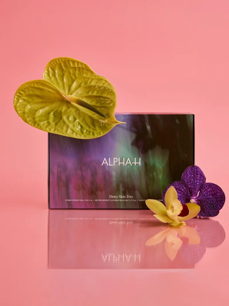alphah_dewy_skin_kit__mec_3.webp Alpha-H Dewy Skin Kit | MECCA Sale