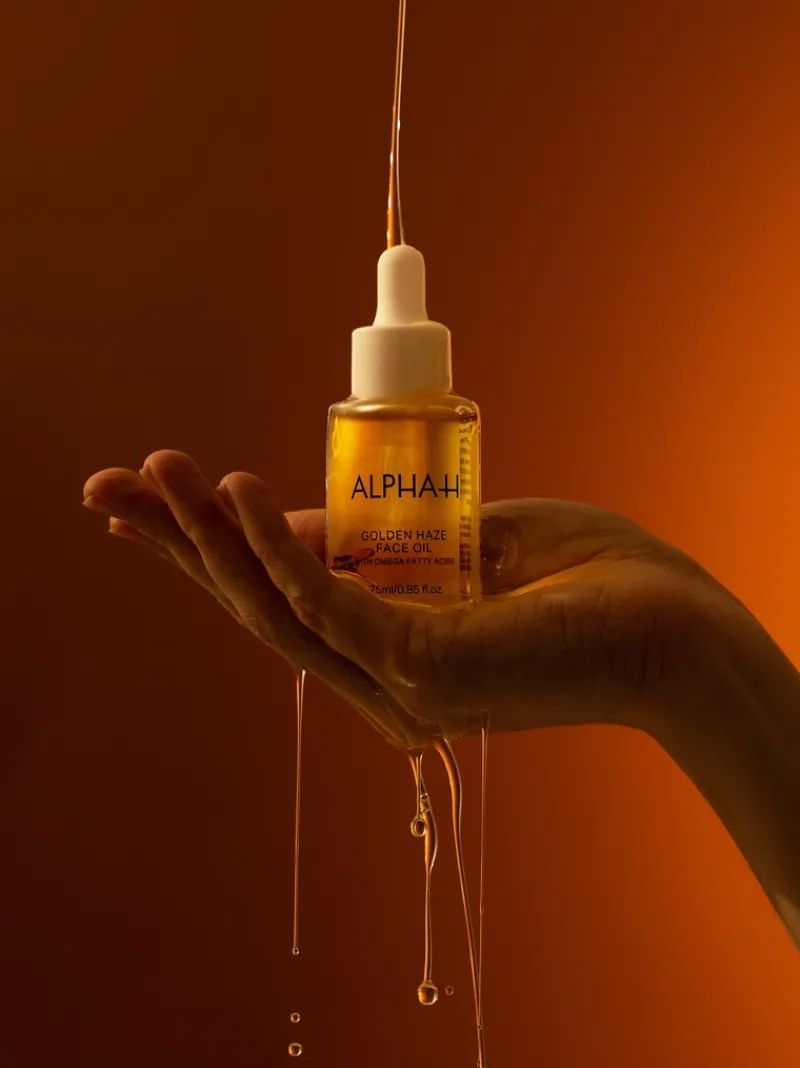 alphah_golden_haze_face_o_11.webp Alpha-H Golden Haze Face Oil | MECCA Hot
