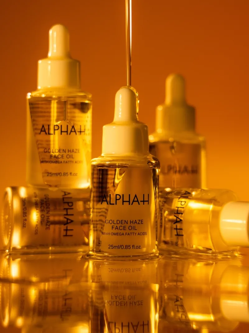 alphah_golden_haze_face_o_8.webp Alpha-H Golden Haze Face Oil | MECCA Hot