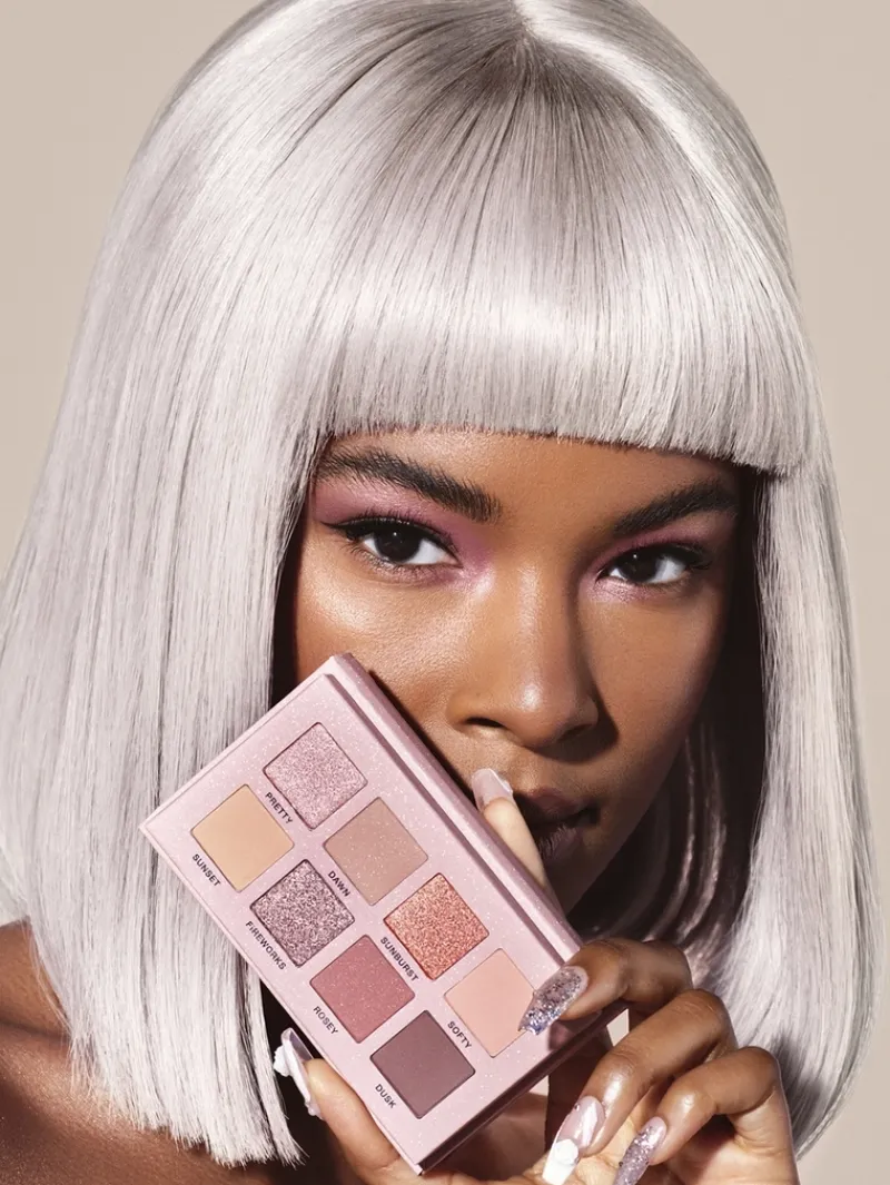 anastasia_beverly_hills_g_4-1.webp Anastasia Beverly Hills Glam To Go Mini Palette | MECCA Best