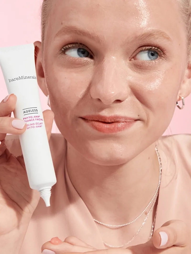 bareminerals_ageless_phyt_2-2.webp bareMinerals AGELESS Phyto-AHA Radiance Facial | MECCA Hot