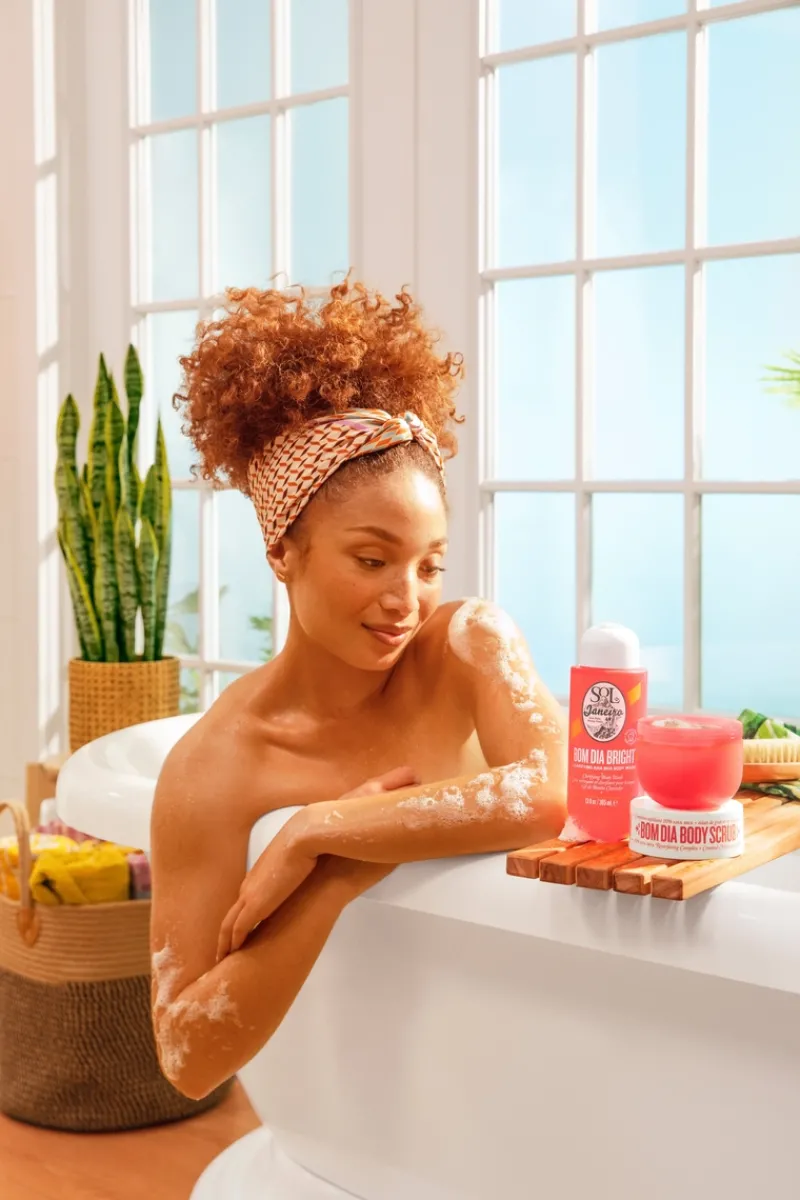 Sol de Janeiro Bom Dia Bright Body Wash - | MECCA Online