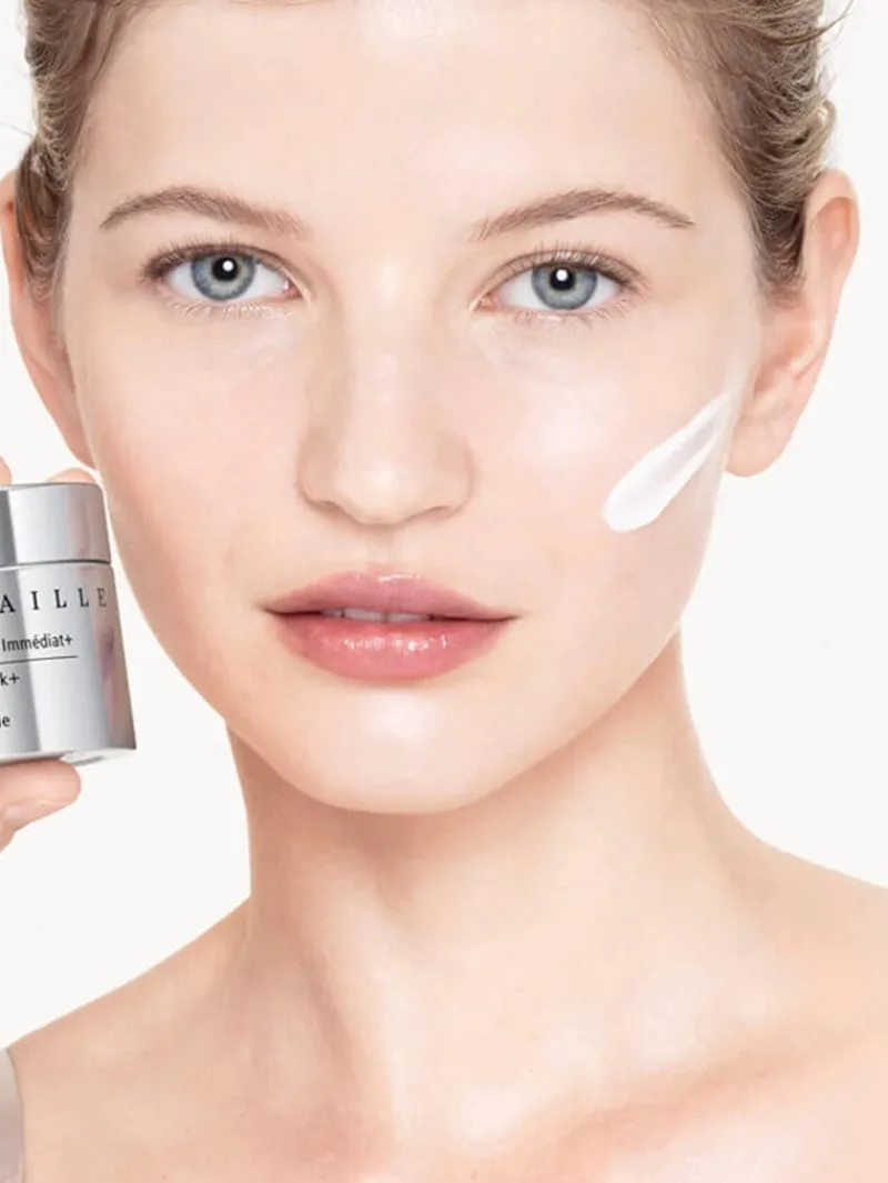chantecaille_bio_lifting__2-2.webp Chantecaille Bio Lifting Mask Plus | MECCA Clearance