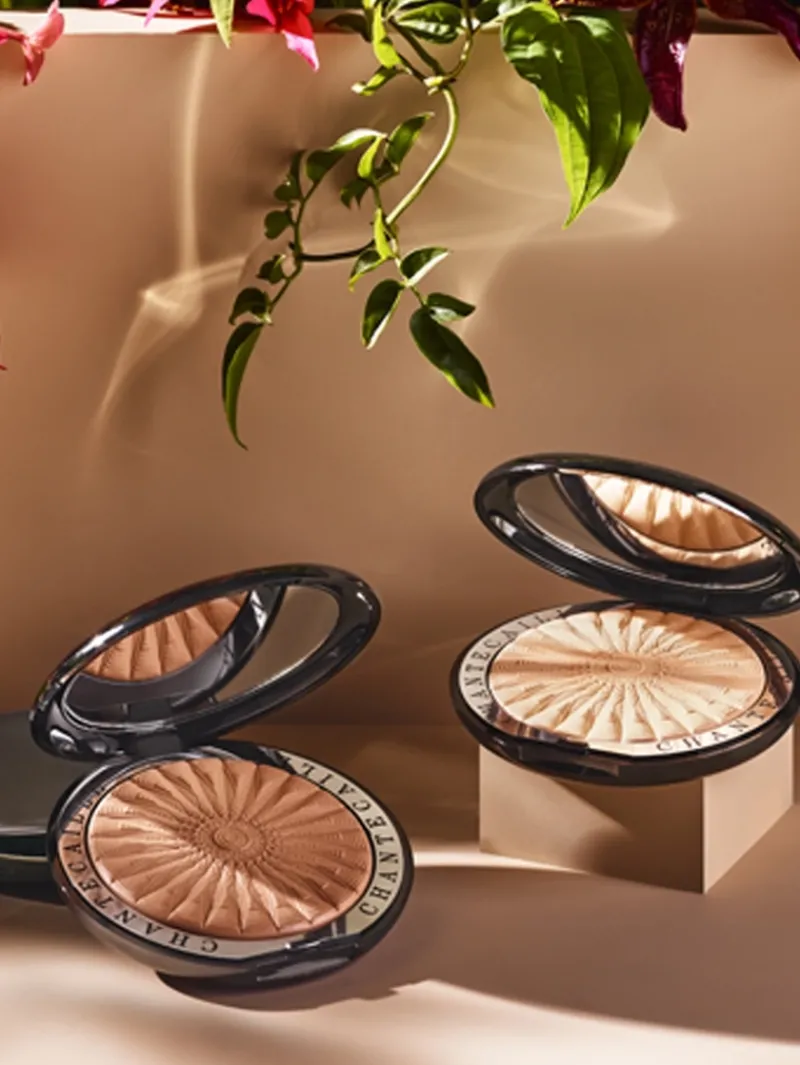 chantecaille_perfect_blur_3.webp Chantecaille Perfect Blur Finishing Powder | MECCA Discount