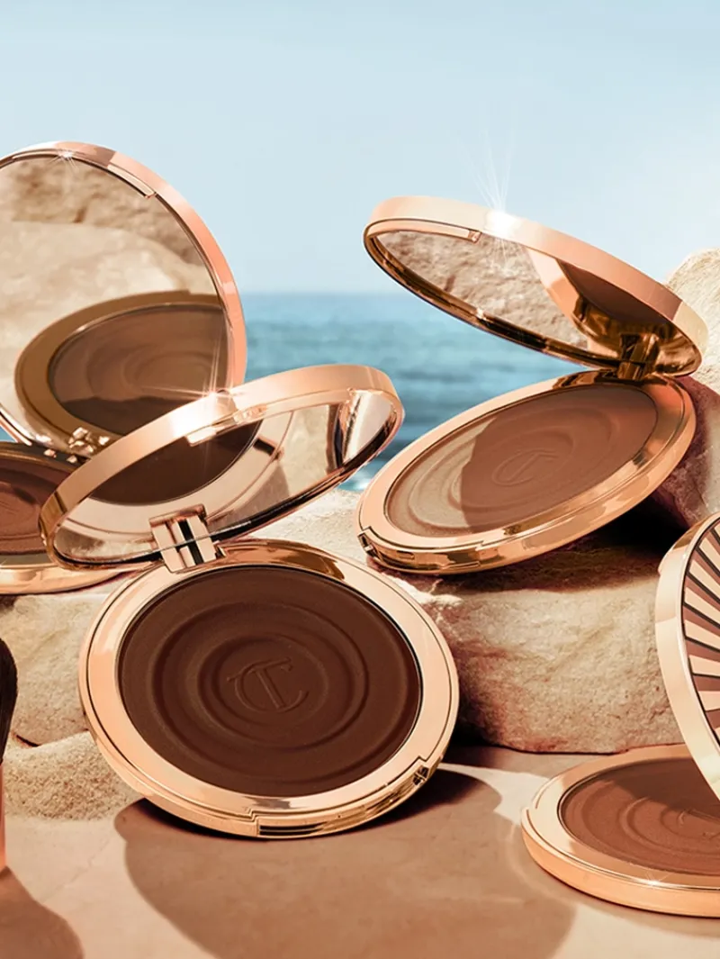 Charlotte Tilbury Beautiful Skin Bronzer Brush | MECCA Sale