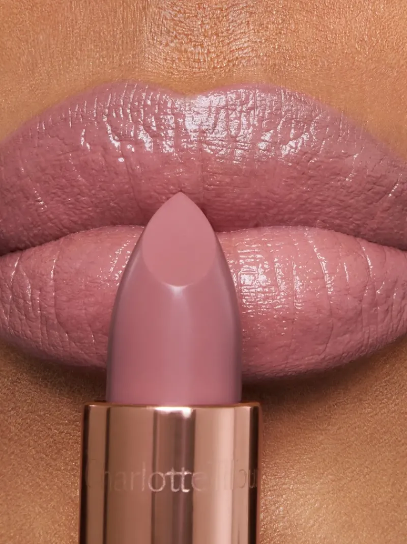charlotte_tilbury_kissing_2.webp Charlotte Tilbury K.I.S.S.I.N.G Hydrating Lipstick | MECCA Sale