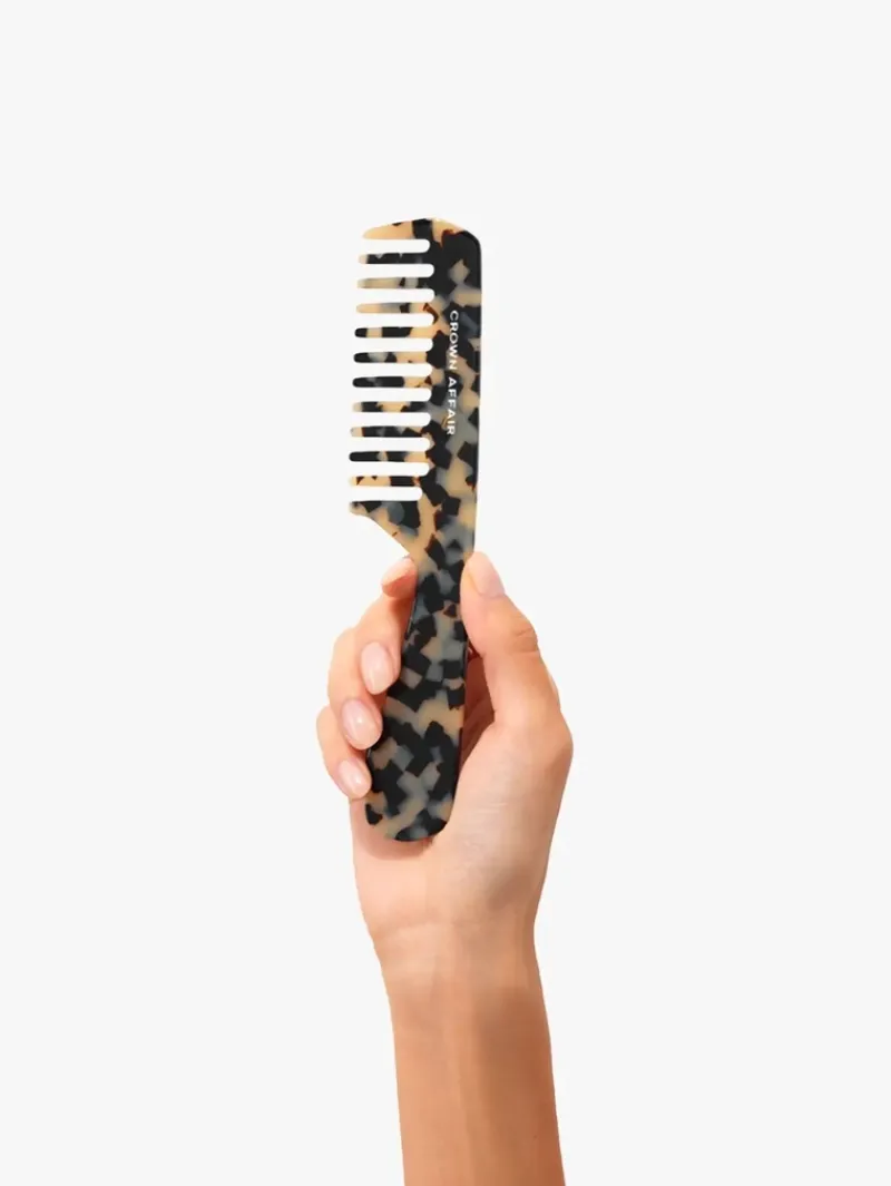 crown_affair_the_comb_no__2.webp Crown Affair The Comb No. 002 Tortoise | MECCA Clearance