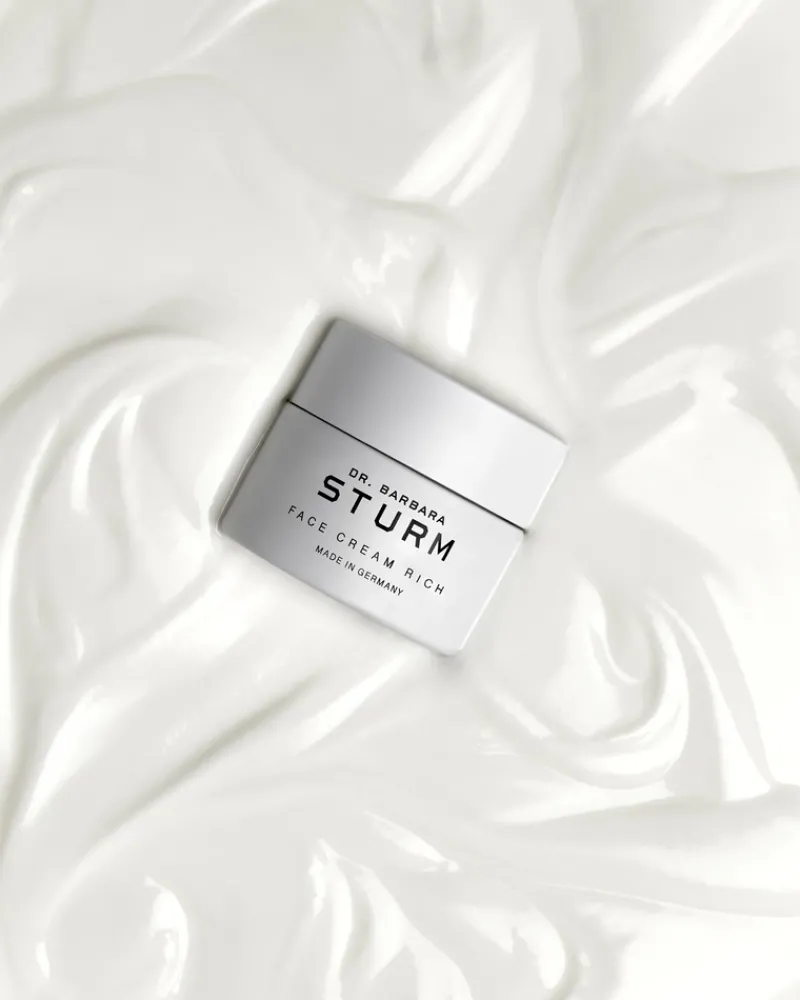 dr_barbara_sturm_face_cre_4.webp Dr. Barbara Sturm Face Cream Women - Rich | MECCA Clearance