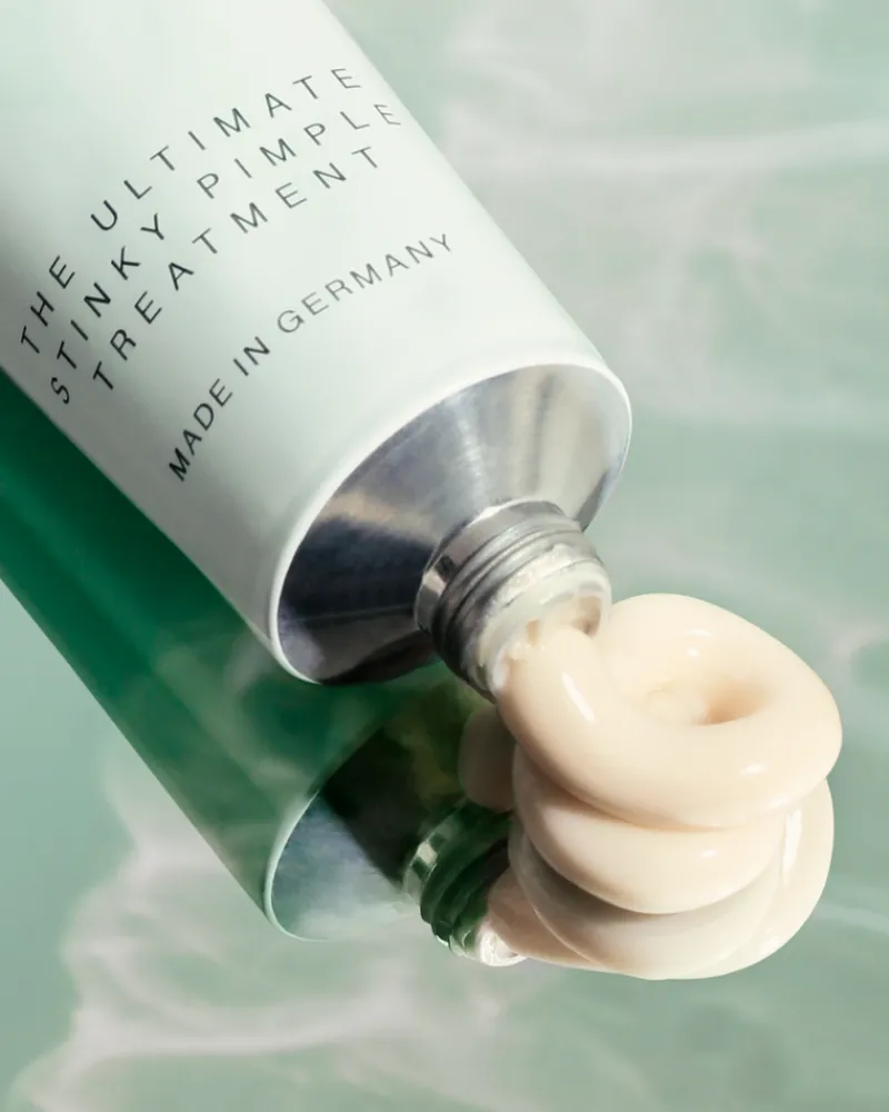 dr_barbara_sturm_the_ulti_5.webp Dr. Barbara Sturm The Ultimate Stinky Pimple Treatment | MECCA Best