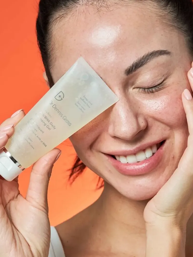 dr_dennis_gross_alpha_bet_2-6.webp Dr. Dennis Gross Dr Dennis Gross Alpha Beta® AHA/BHA Daily Cleansing Gel | MECCA Sale