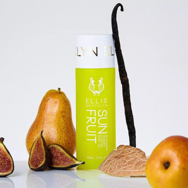 ellis_brooklyn_sun_fruit__4-1.webp Ellis Brooklyn Sun Fruit Glistening Golden Scented Body Oil | MECCA Fashion