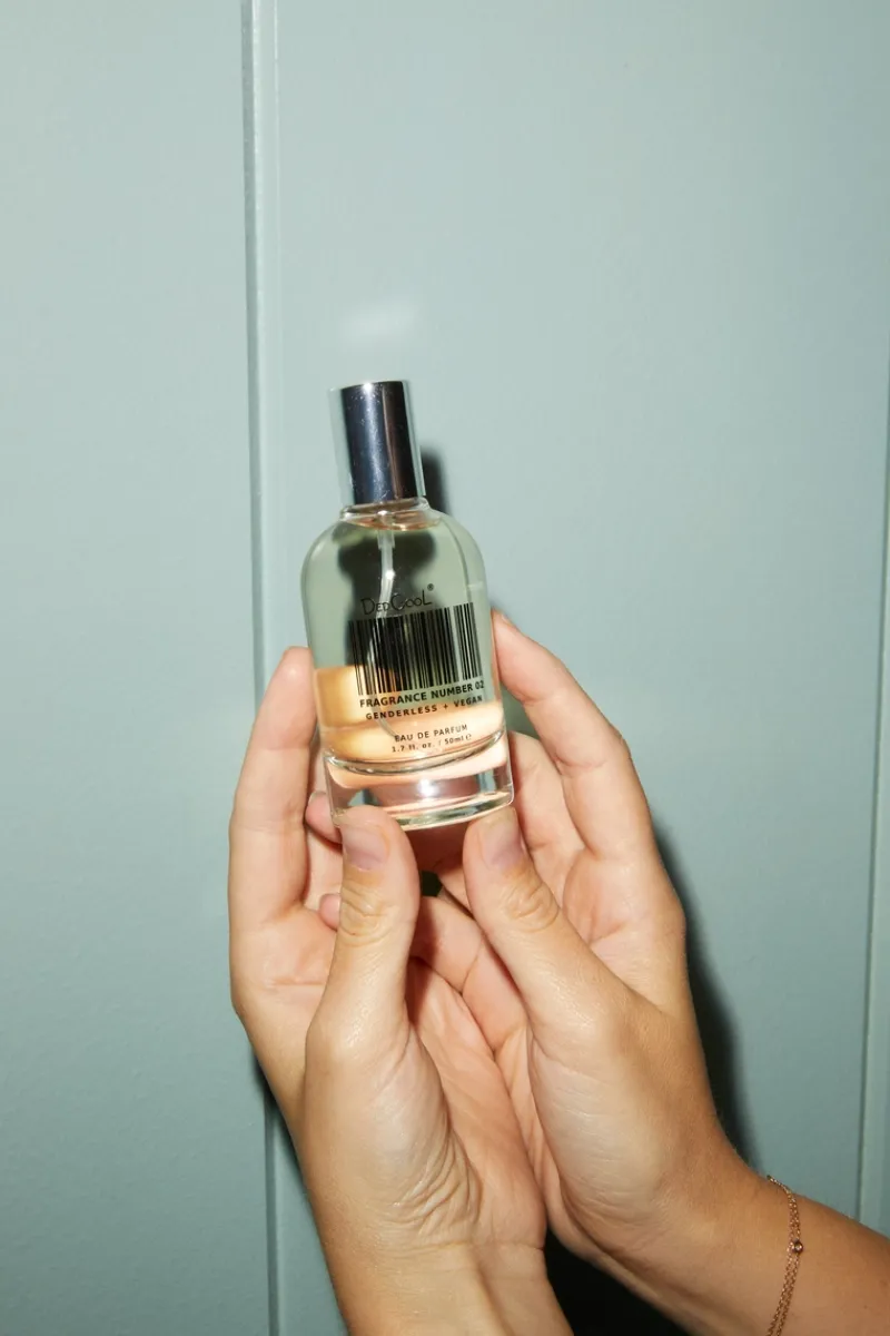 fragrance___dedcool__mecc_3.webp DedCool Fragrance 02 - | MECCA Hot