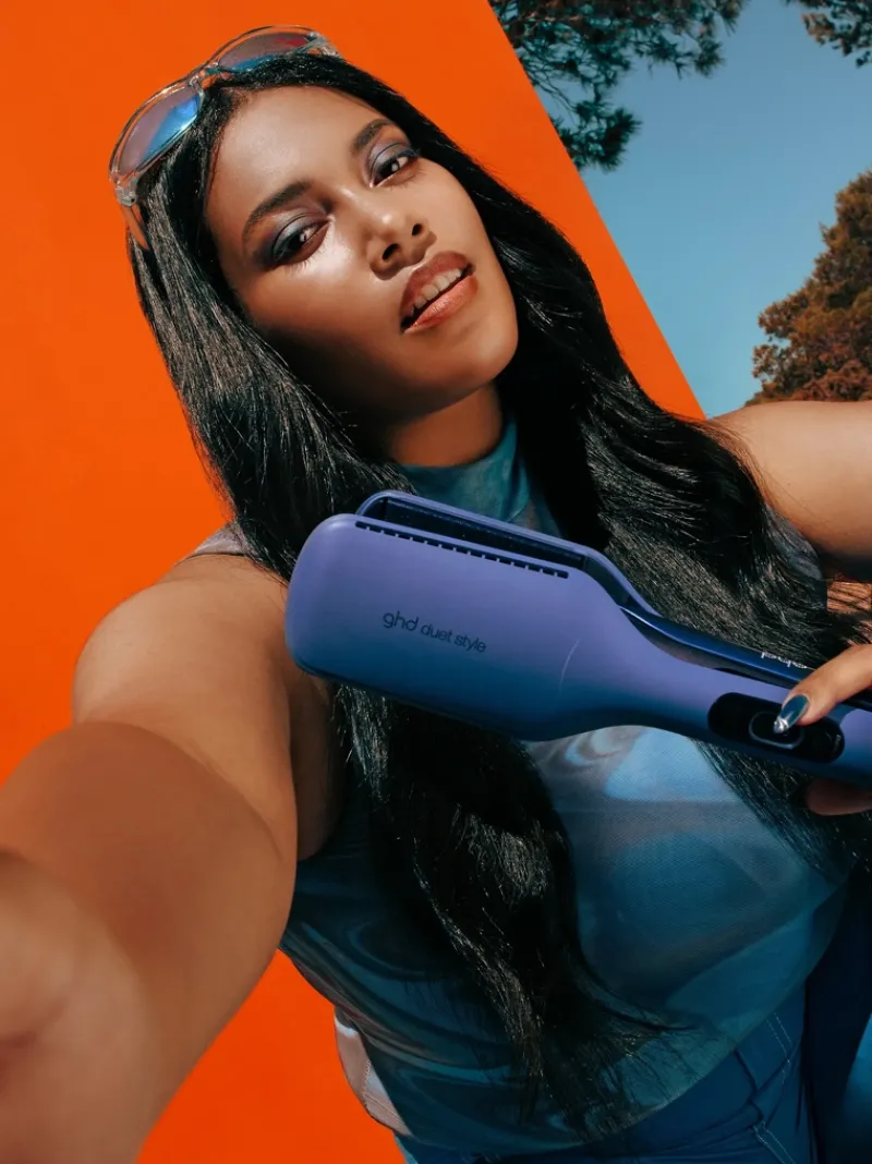 ghd_colour_crush_duet_sty_2.webp ghd Colour Crush Duet Style | MECCA Fashion