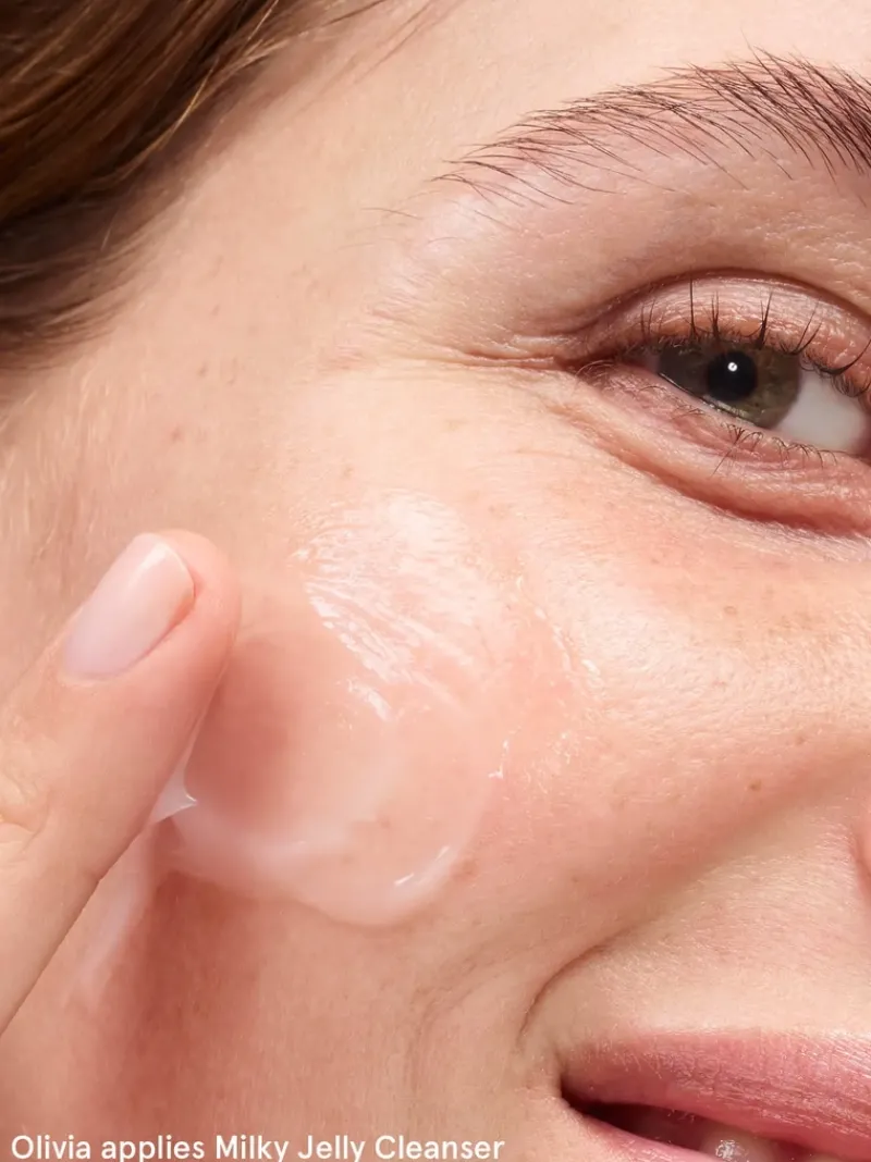 glossier_milky_jelly_gent_4.webp Glossier Milky Jelly Gentle Gel Face Cleanser | MECCA New
