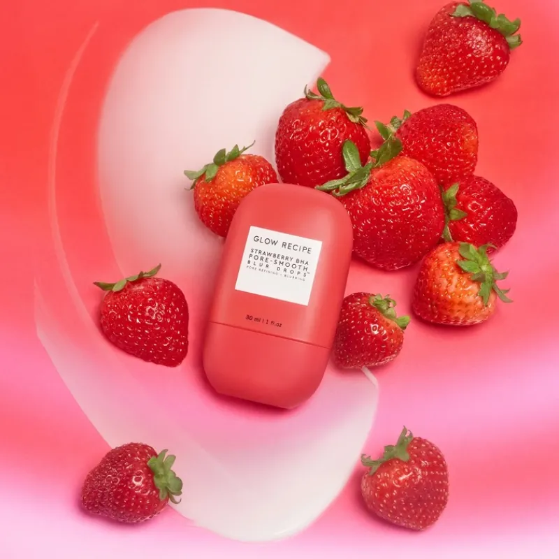 glow_recipe_strawberry_bh_2.webp Glow Recipe Strawberry BHA Pore-Smooth Treatment | MECCA Outlet