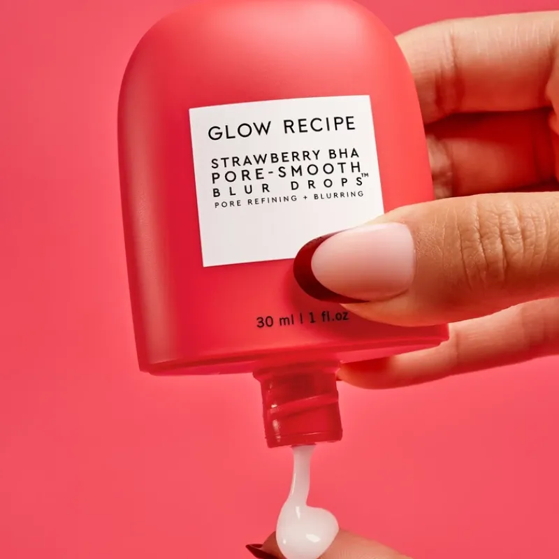 glow_recipe_strawberry_bh_3.webp Glow Recipe Strawberry BHA Pore-Smooth Treatment | MECCA Outlet