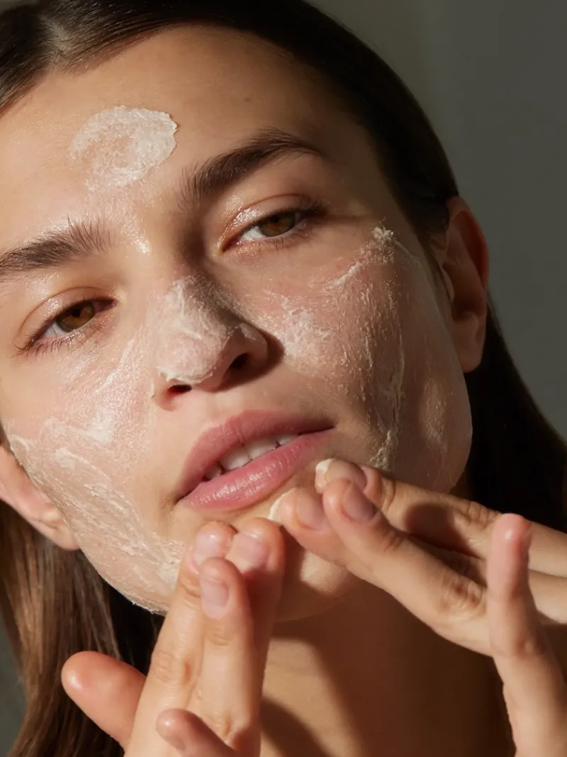 goop_goopglow_microderm_i_3.webp GOOP GLOW Microderm Instant Glow Exfoliator | MECCA Fashion