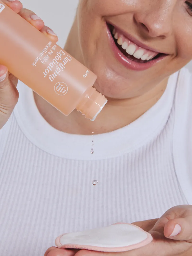 goto_clarifying_exfoliato_4.webp Go-To Clarifying Exfoliator | MECCA Hot