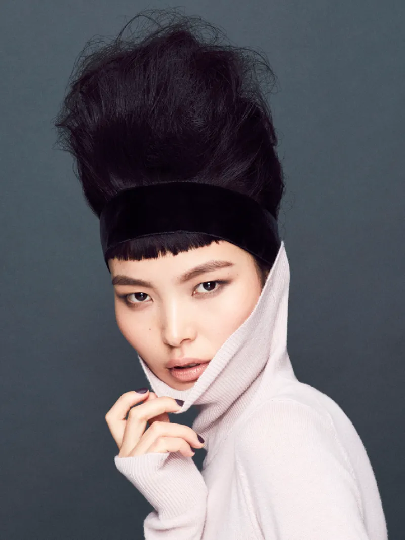 hair_by_sam_mcknight_easy_2.webp Hair by Sam McKnight Easy-Up Do Texture Spray | MECCA Discount