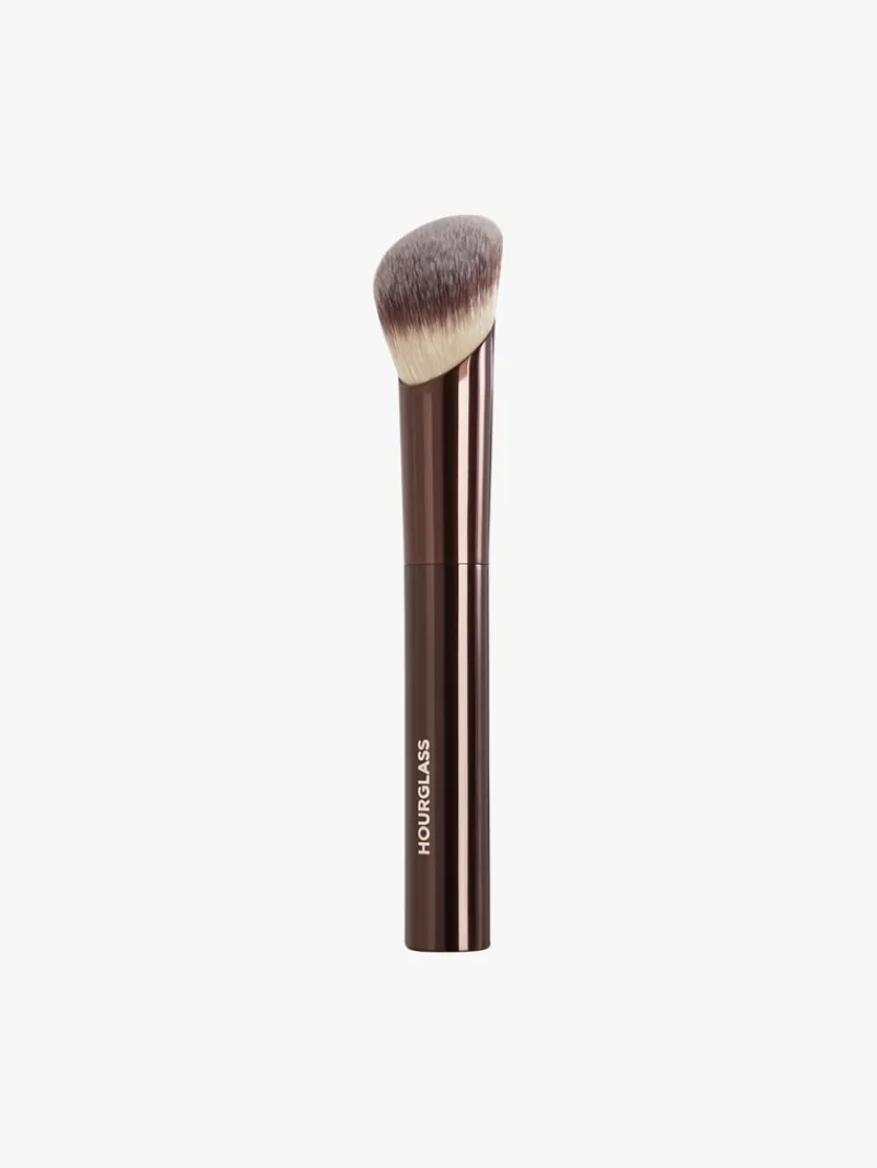 HOURGLASS Ambient Soft Glow Foundation Brush | MECCA Sale