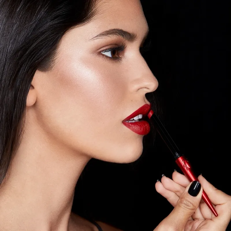 hourglass_confession_lips_3.webp HOURGLASS Confession™ Lipstick Red 0 - Limited Edition | MECCA Clearance
