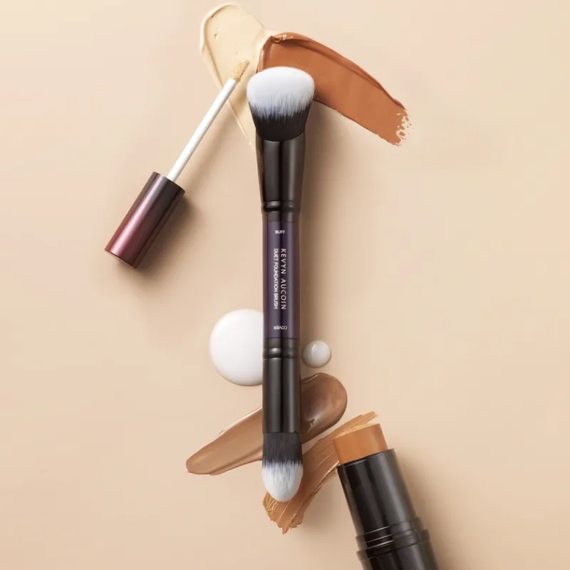 kevyn_aucoin_the_duet_fou_1.webp Kevyn Aucoin The Duet Foundation Brush | MECCA Clearance