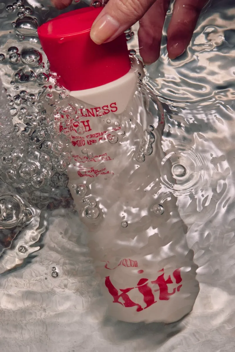 kit_wellness_wash__mecca_4.webp kit: Wellness Wash | MECCA Fashion