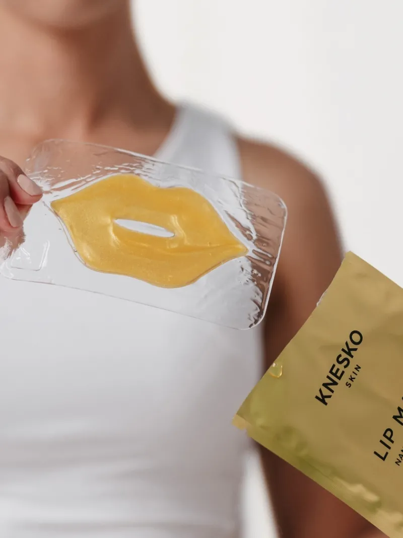 knesko_nano_gold_lip_mask_5.webp Knesko Nano Gold Lip Mask | MECCA Fashion