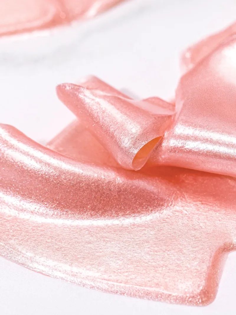 knesko_rose_quartz_antiox_7.webp Knesko Rose Quartz Antioxidant Discovery Set | MECCA Discount