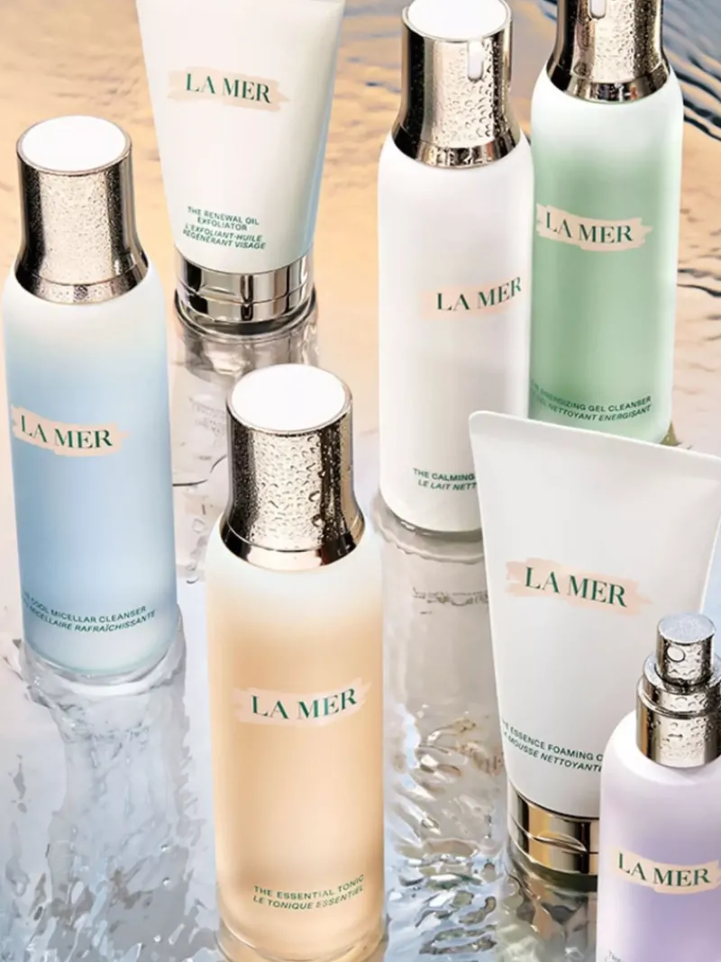 la_mer__the_essence_foami_5.webp LA MER - The Essence Foaming Cleanser | MECCA Outlet