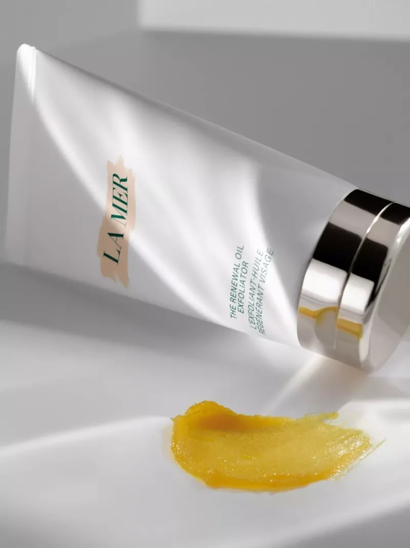 la_mer_the_renewal_oil__m_2.webp LA MER The Renewal Oil | MECCA Clearance