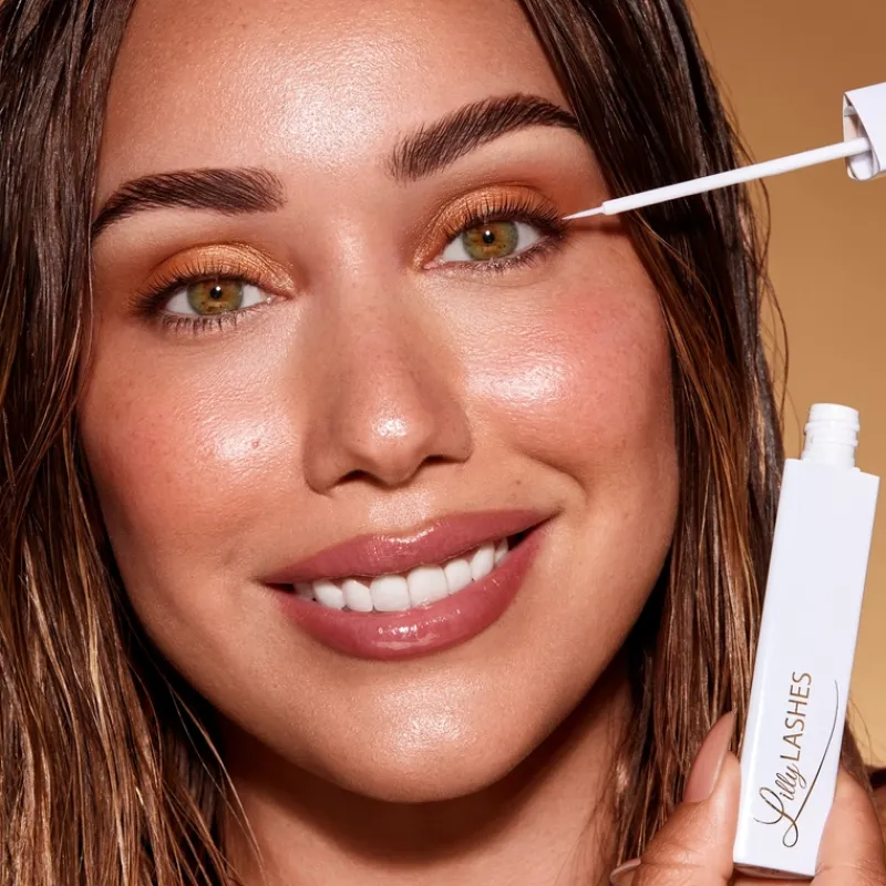 lilly_lashes_level_up_las_3.webp Lilly Lashes Level Up Lash Serum | MECCA Fashion