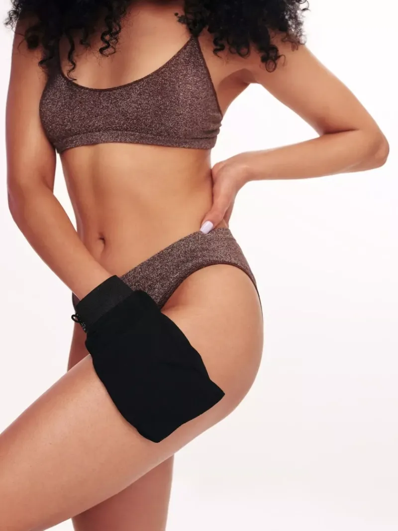 Luna Bronze Exfoliating Mitt | MECCA Sale