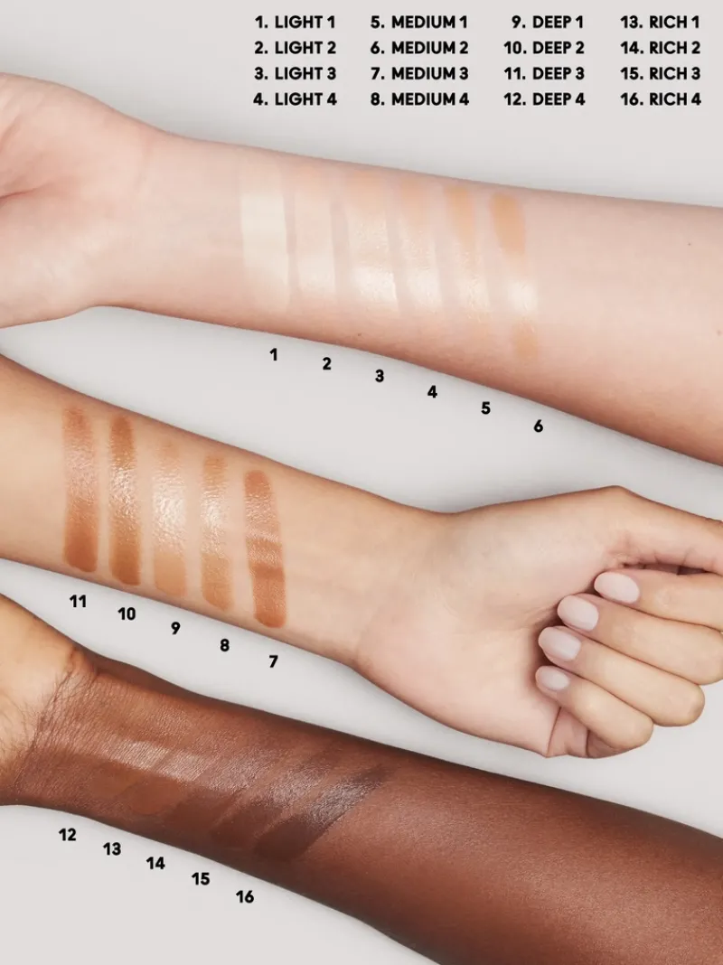 mac_cosmetics_strobe_dewy_4.webp M·A·C Cosmetics Strobe Dewy Skin Tint | MECCA Online