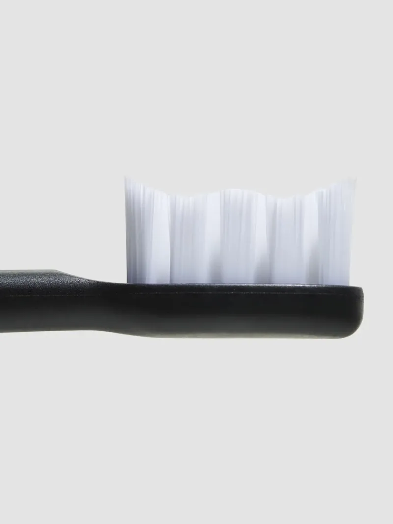 moon_oral_beauty_electric_3-1.webp MOON Oral Beauty Electric Brush Replacement Heads with Pouch | MECCA Outlet
