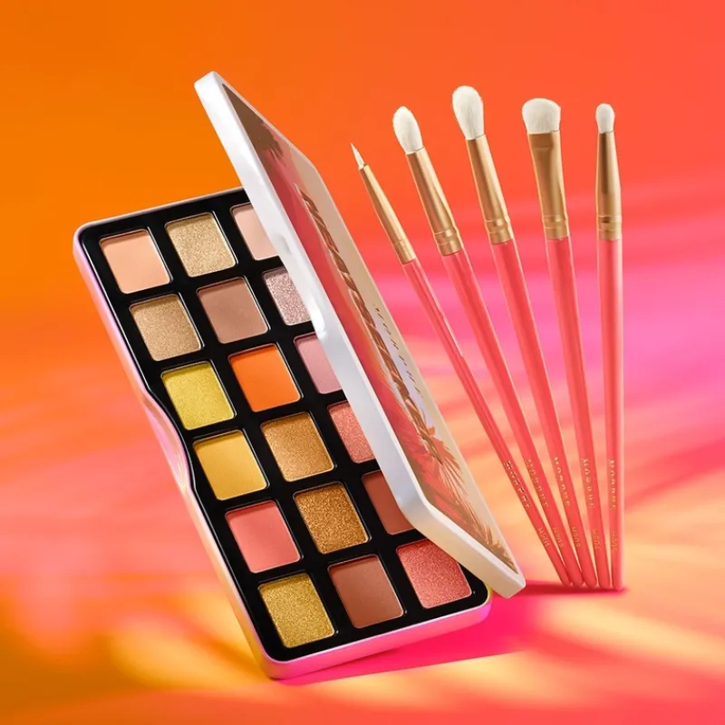 morpheh_heatseeker_artist_6.webp Morphe 18H Heatseeker Artistry Eyeshadow Palette | MECCA Online