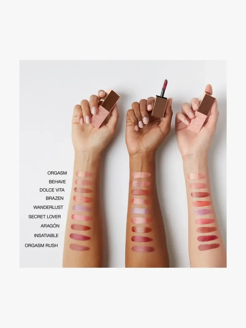 nars_afterglow_liquid_blu_2.webp NARS Afterglow Liquid Blush | MECCA Outlet