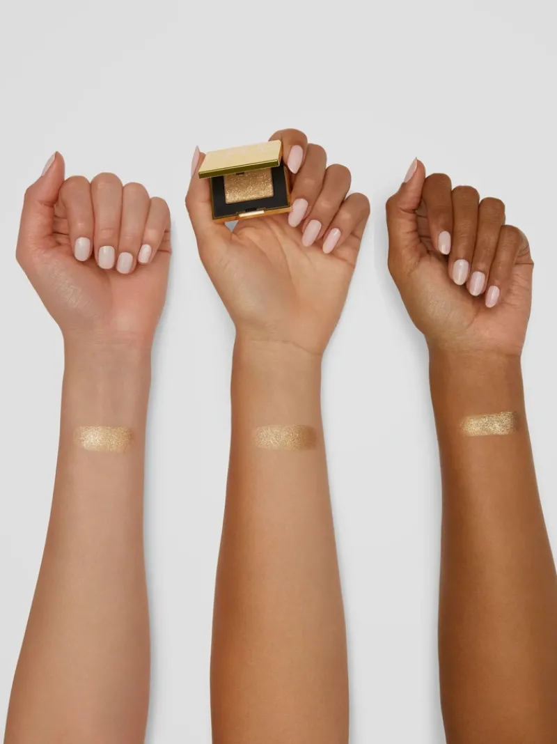 nars_gold_rush_single_eye_3.webp NARS Gold Rush Single Eyeshadow | MECCA New