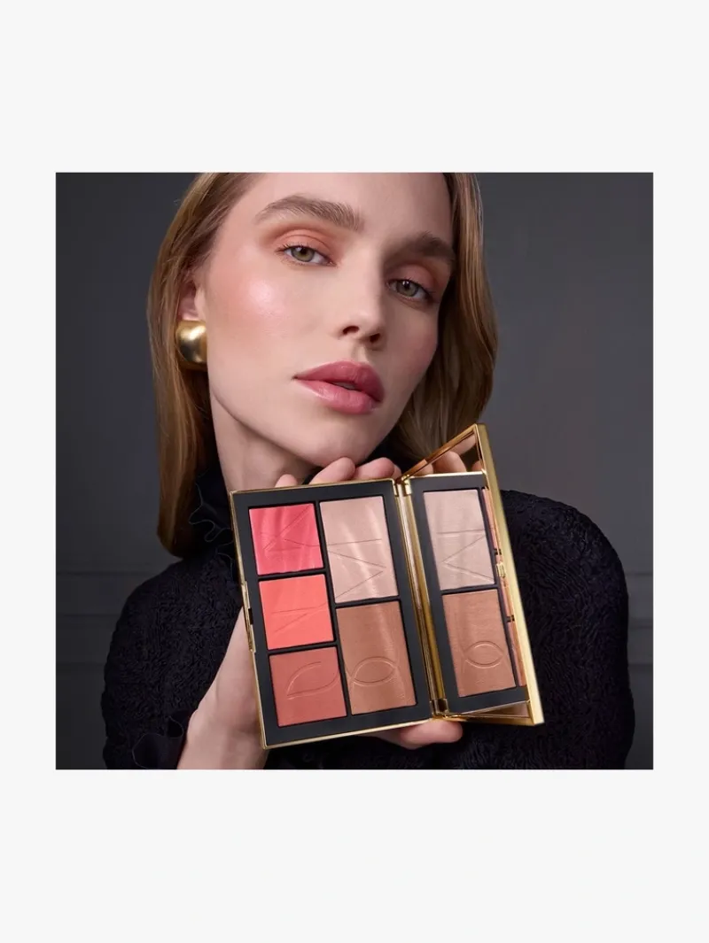 nars_pure_luxury_light_re_5.webp NARS Pure Luxury Light Reflecting™ Cheek & Eye Palette | MECCA New