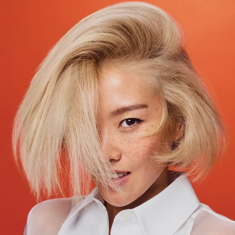 oribe_bright_blonde_shamp_3.webp Oribe Bright Blonde Shampoo for Beautiful Color | MECCA New