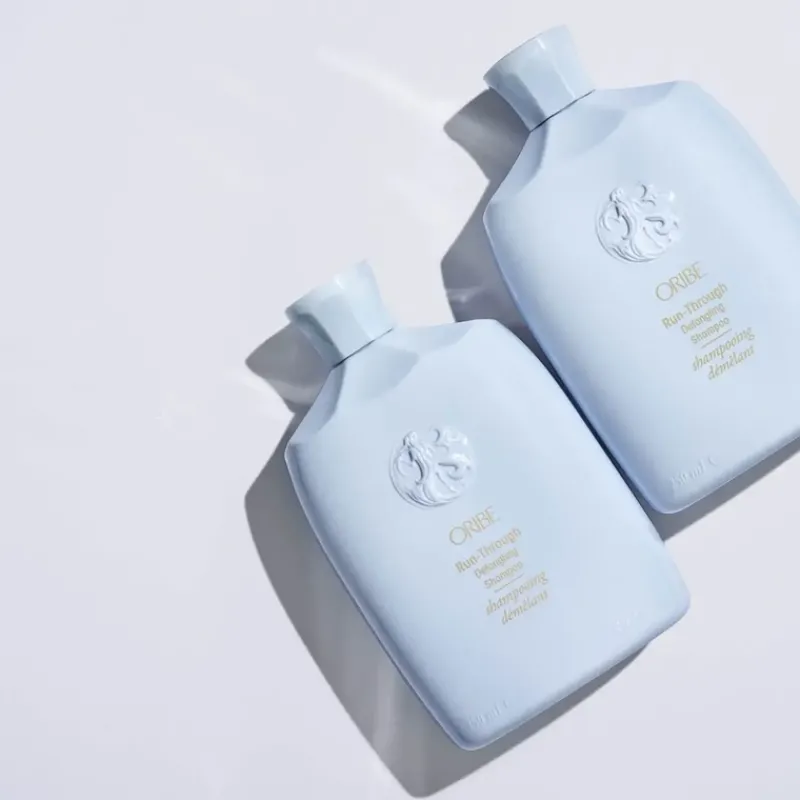 oribe_runthrough_detangli_2.webp Oribe Run-Through Detangling Shampoo | MECCA Fashion