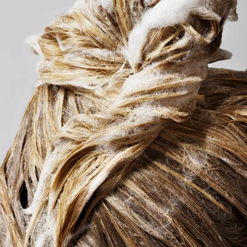 oribe_shampoo_for_magnifi_3.webp Oribe Shampoo for Magnificent Volume | MECCA Fashion