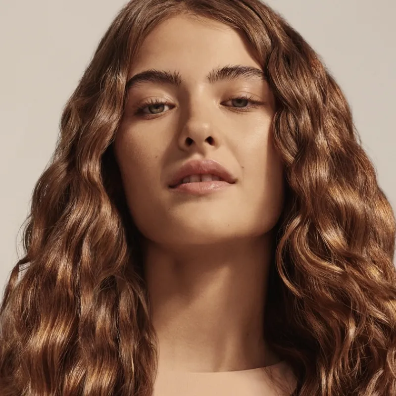 oribe_shampoo_for_moistur_3.webp Oribe Shampoo for Moisture & Control | MECCA Fashion