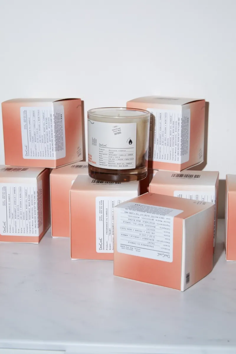 quottauntquot__massage_ca_3.webp DedCool "Taunt" 01 Massage Candle - | MECCA New