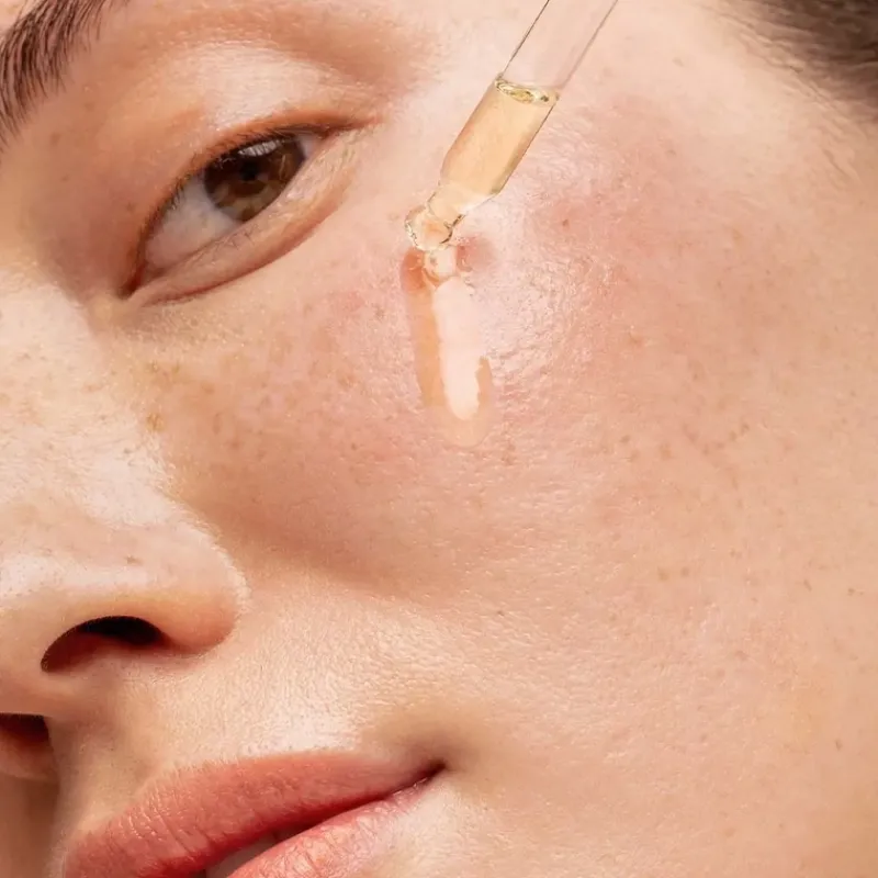 ren_clean_skincare_everca_2-1.webp REN Clean Skincare Evercalm Repair Complex | MECCA Outlet