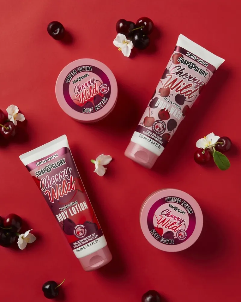 soap_amp_glory_cherry_wil_7.webp Soap & Glory Soap & Glory Cherry Wild Body Scrub | MECCA Hot