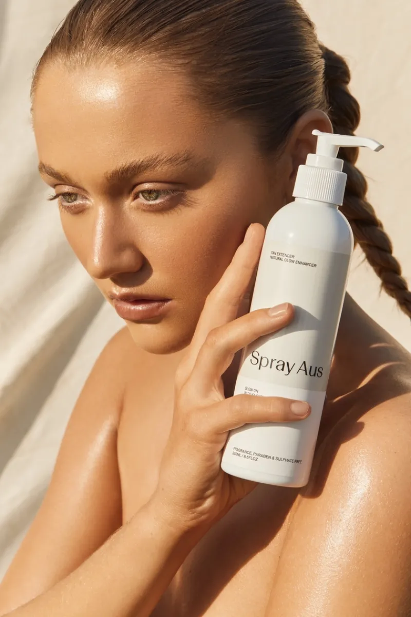 Spray Aus Tan Extender | MECCA Hot
