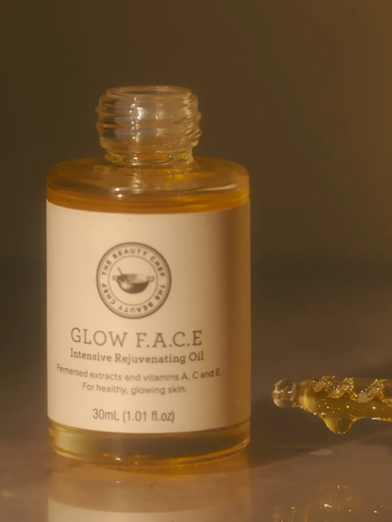 the_beauty_chef__glow_fac_3.webp The Beauty Chef - Glow F.A.C.E Oil | MECCA Outlet