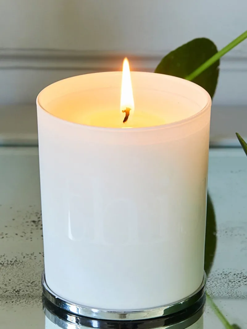 this_works_petitgrain_amp_2.webp This Works Petitgrain & Jasmine candle | MECCA Fashion