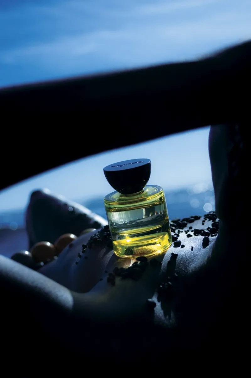 vyrao_sun_rae_eau_de_parf_2.webp Vyrao Sun Rae Eau de Parfum | MECCA Discount